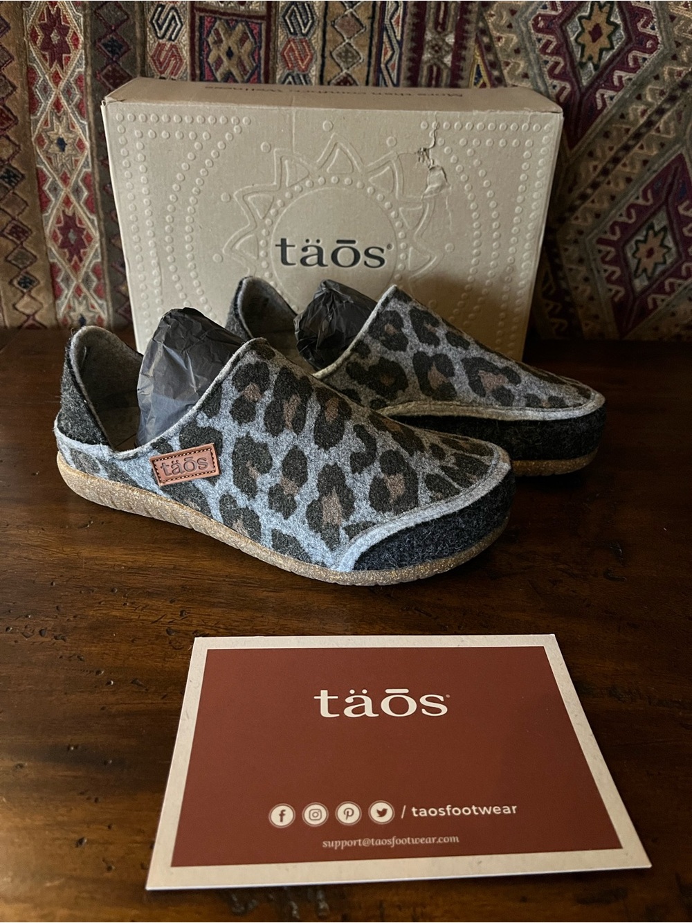 Taos Convertawool Charcoal Leopard Wool Shoes Slippers US Size 6-6.5 NEW IN BOX